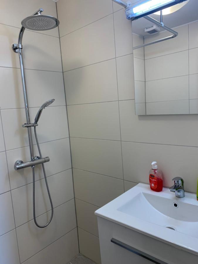 A25 Guest house *